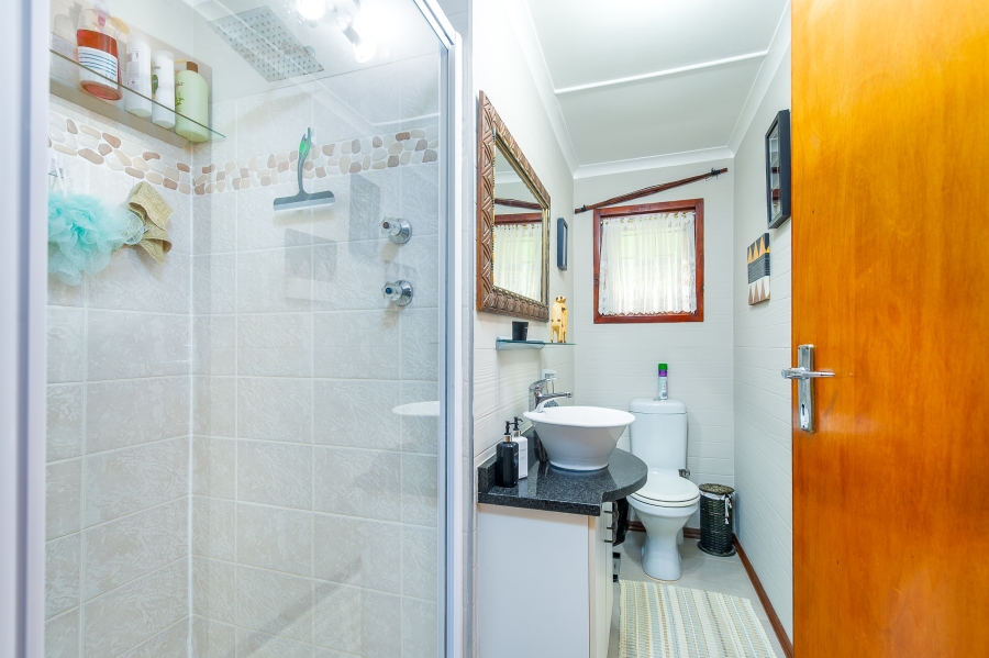 3 Bedroom Property for Sale in Sedgefield Central Western Cape